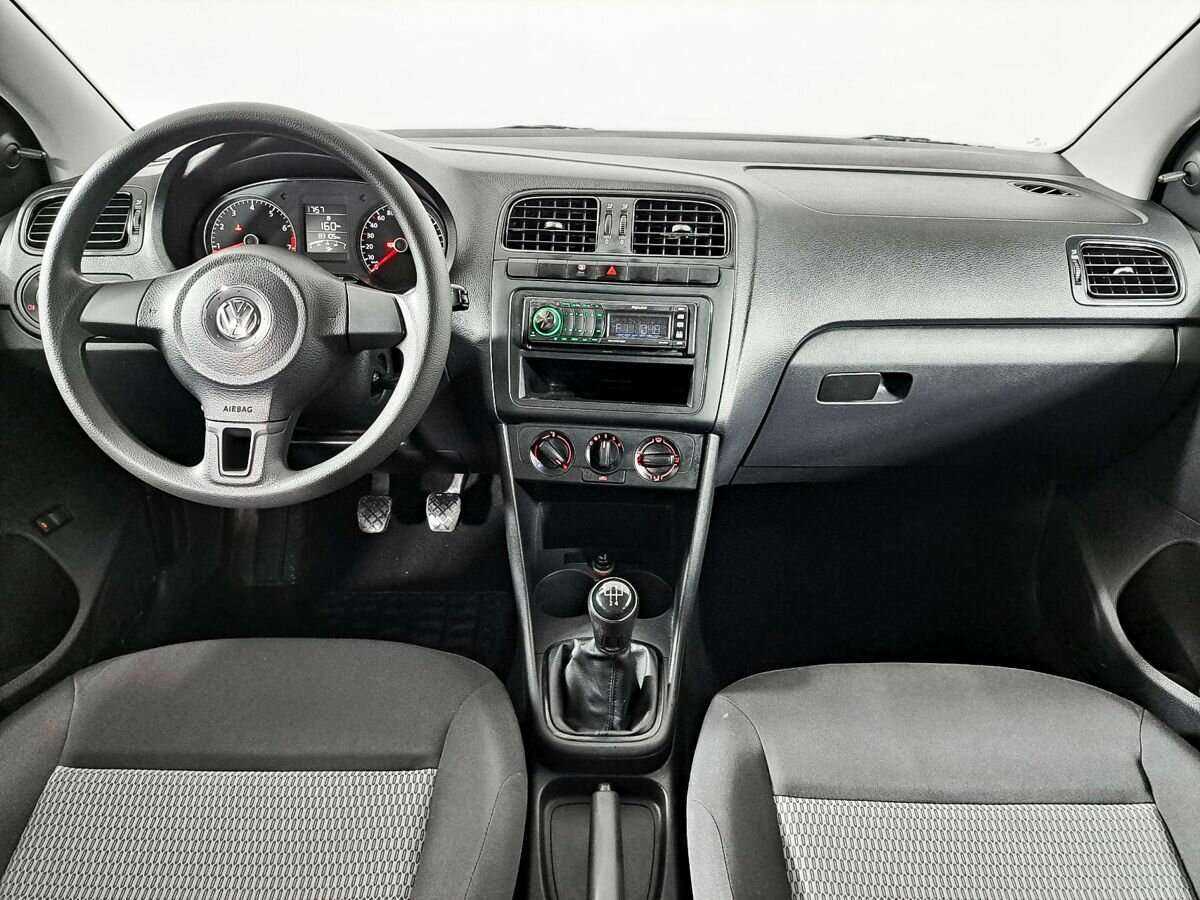 Volkswagen Polo, 2014 Фото №11