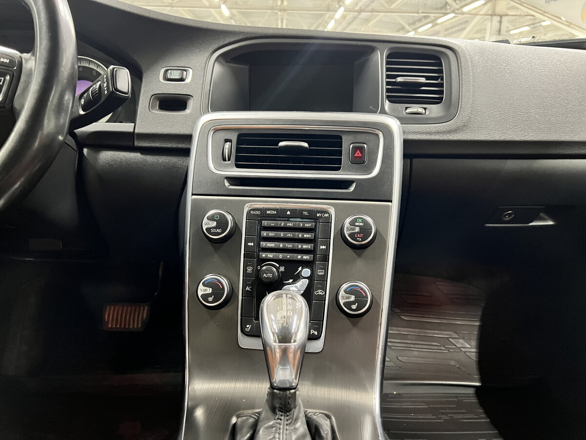 Volvo S60 II, 2012 Фото №15