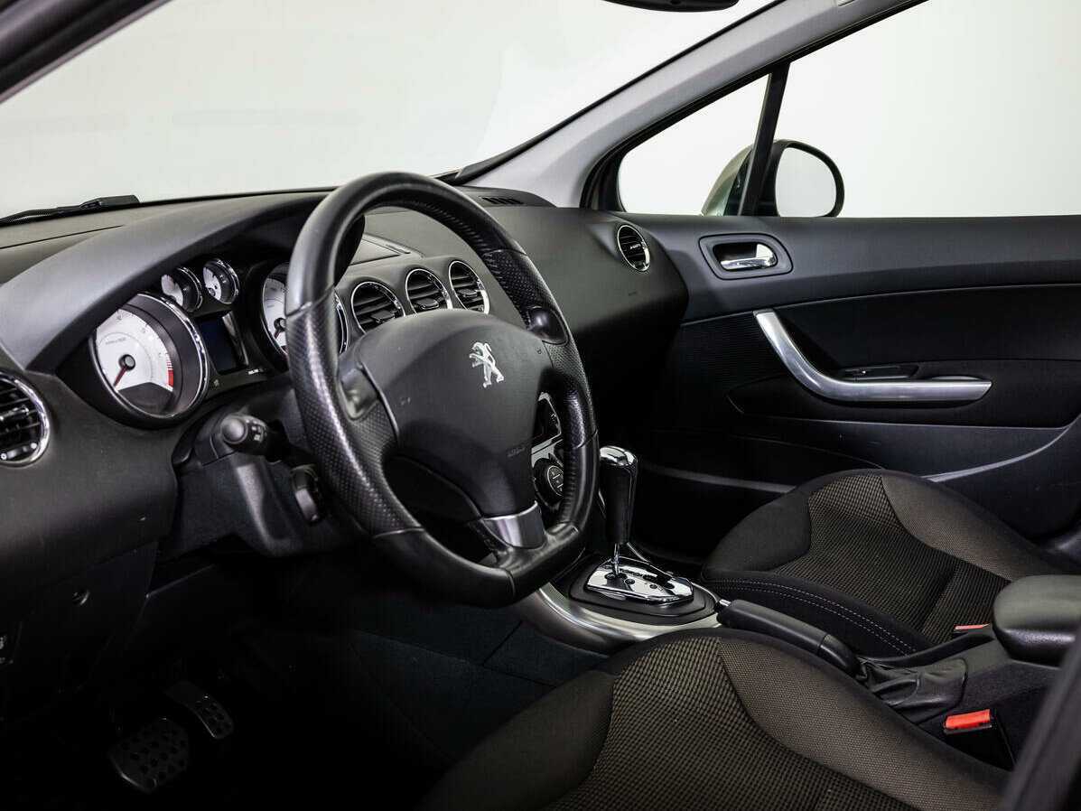 Peugeot 308, 2013 Фото №11