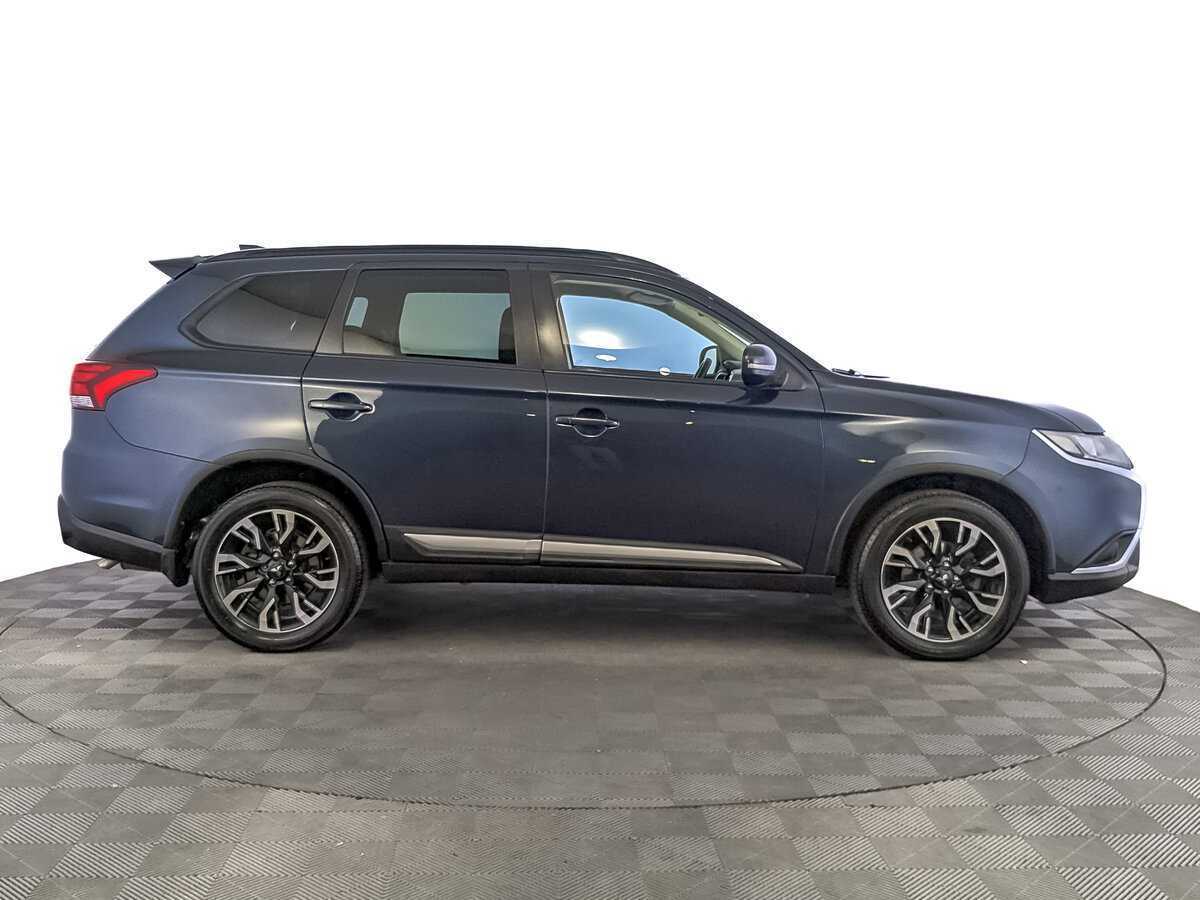 Mitsubishi Outlander, 2021 Фото №4