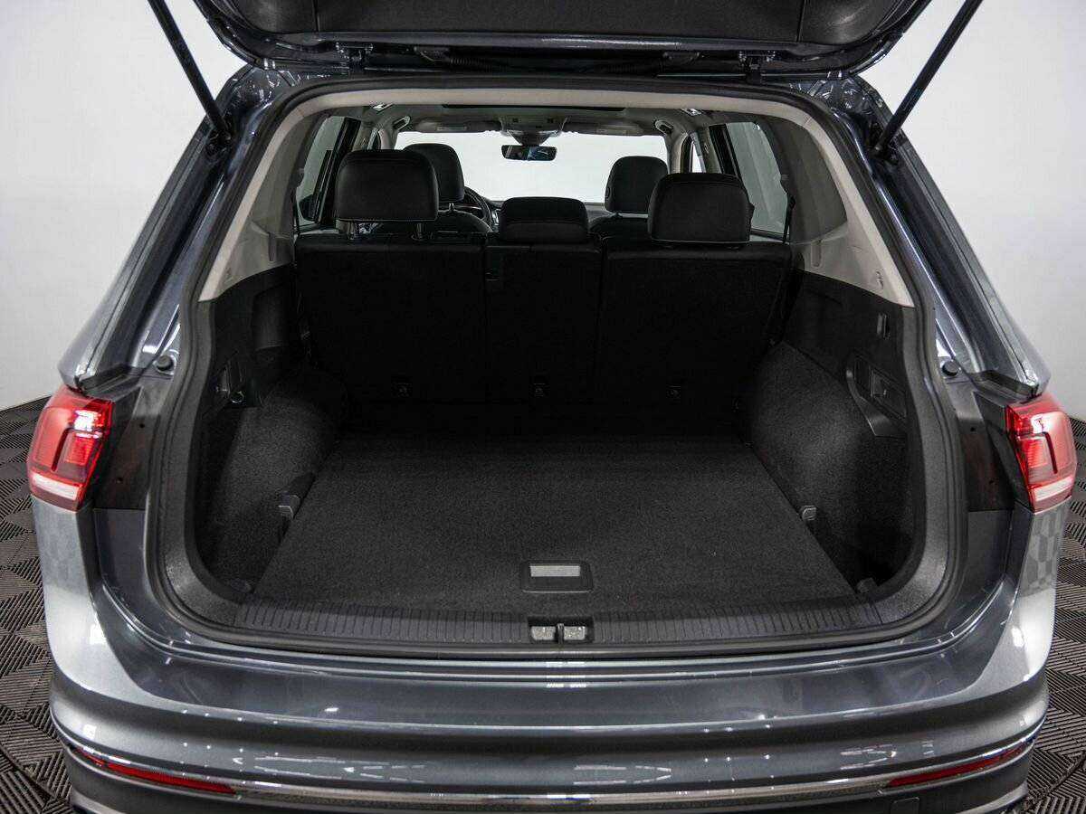 Volkswagen Tiguan, 2022 Фото №19