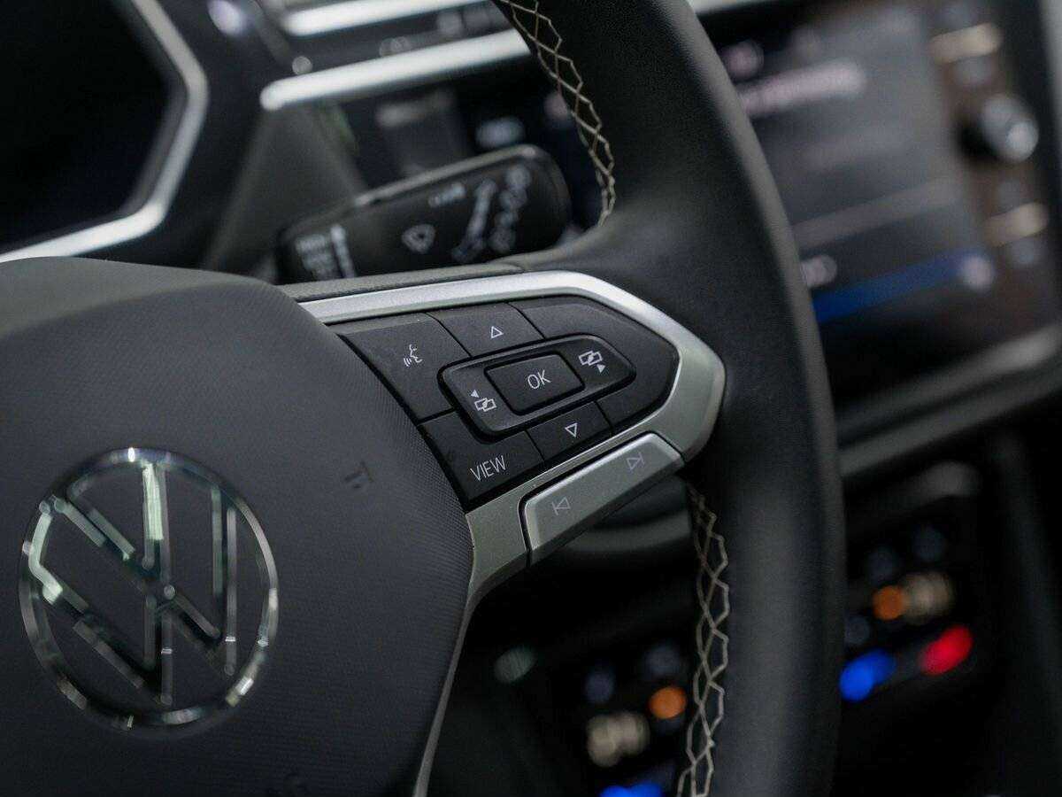 Volkswagen Tiguan, 2022 Фото №30