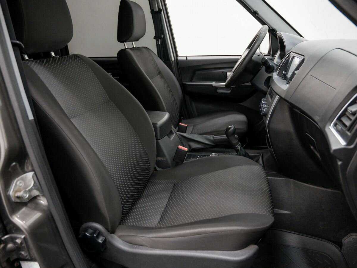 УАЗ Patriot, 2017 Фото №9