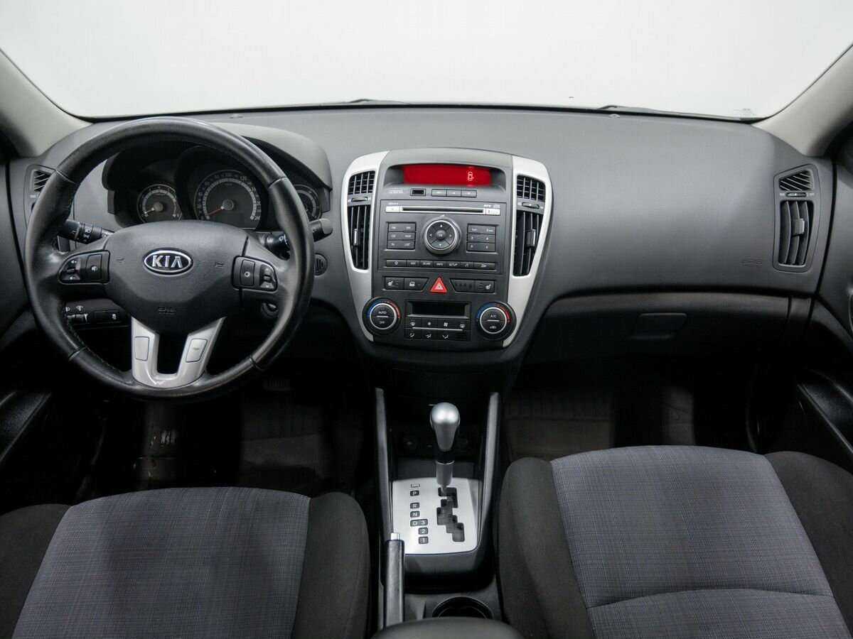 Kia Ceed, 2010 Фото №10