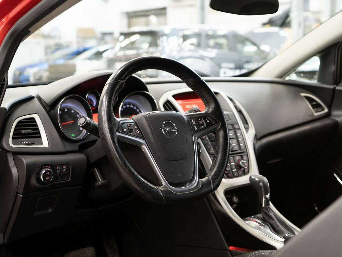 Opel Astra GTC, 2012 Фото №5