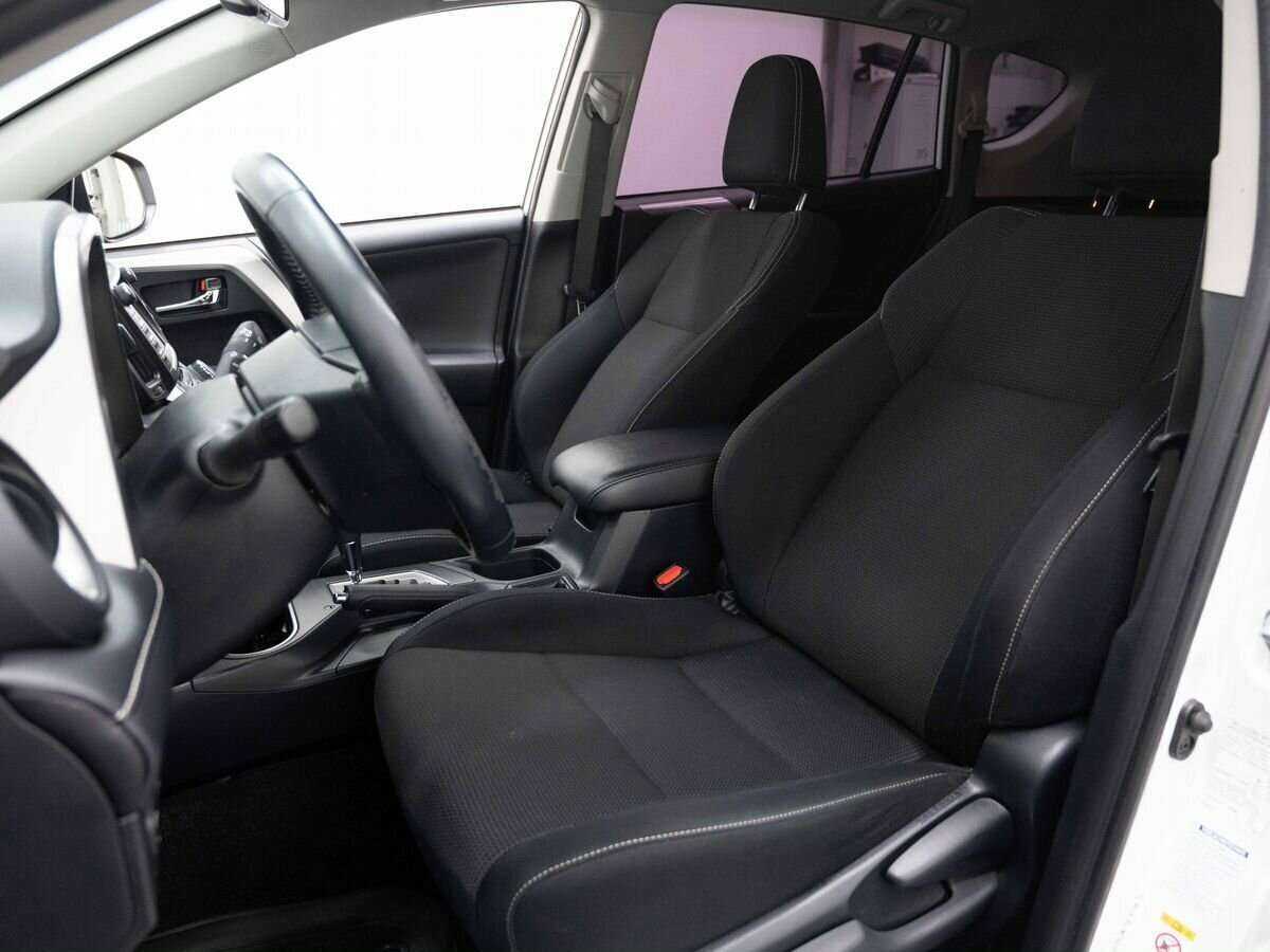 Toyota RAV4, 2017 - 176 750 км. | Фото №6