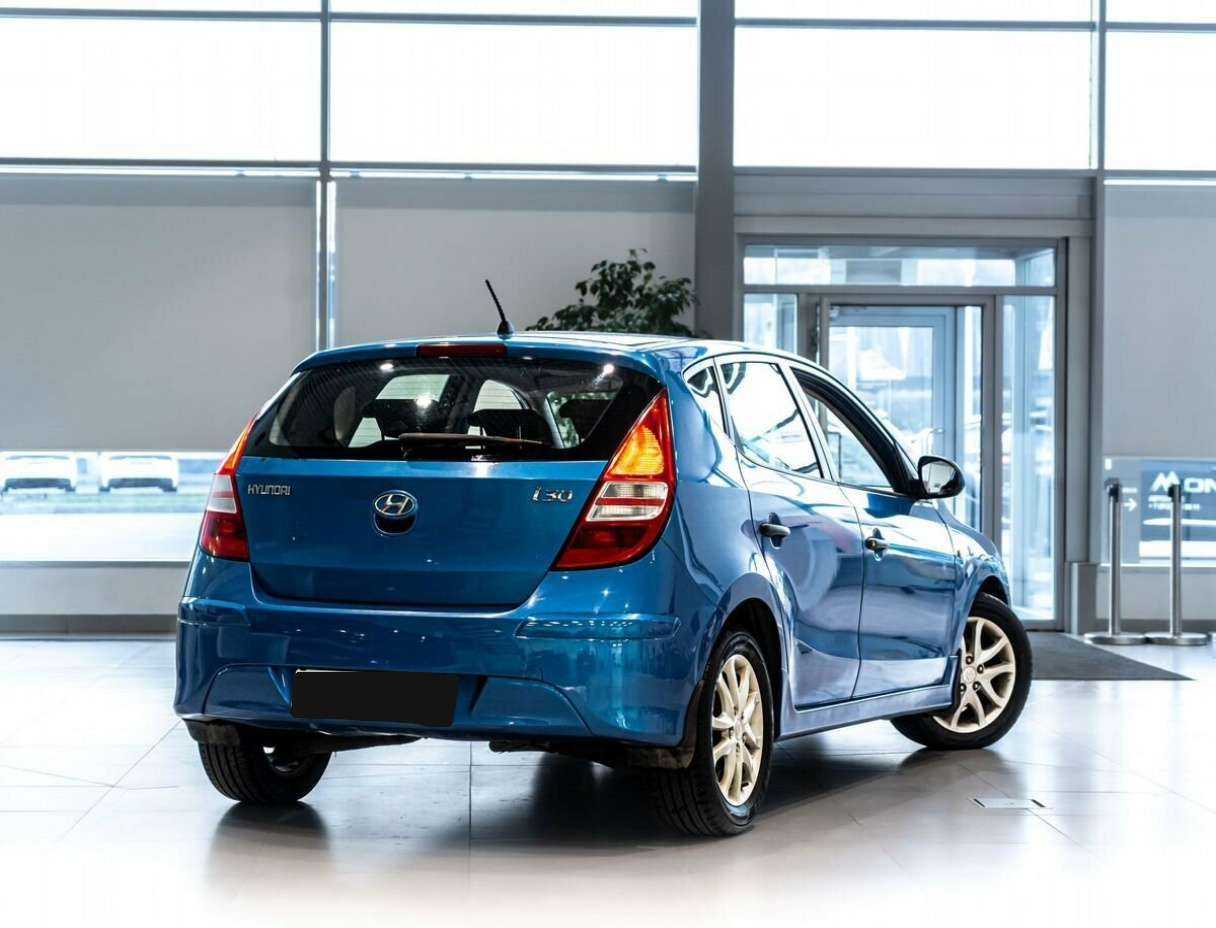 Hyundai i30, 2010 Фото №3