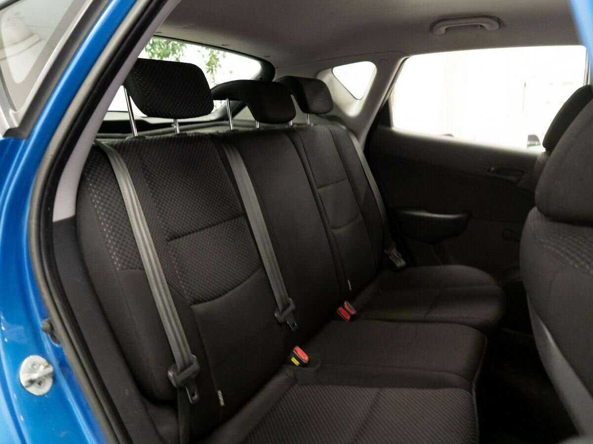 Hyundai i30, 2010 Фото №8