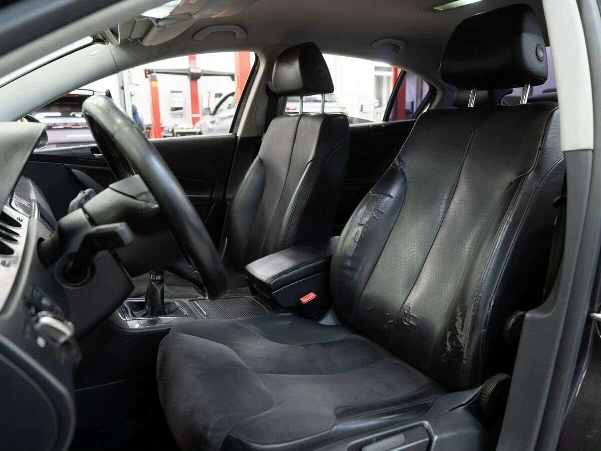 Volkswagen Passat, 2008 - 305 161 км. | Фото №6