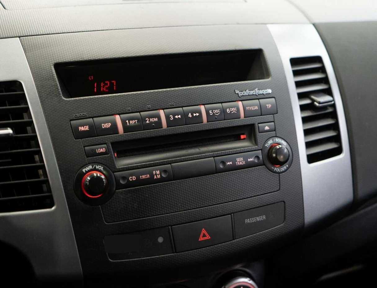 Mitsubishi Outlander, 2007 Фото №11