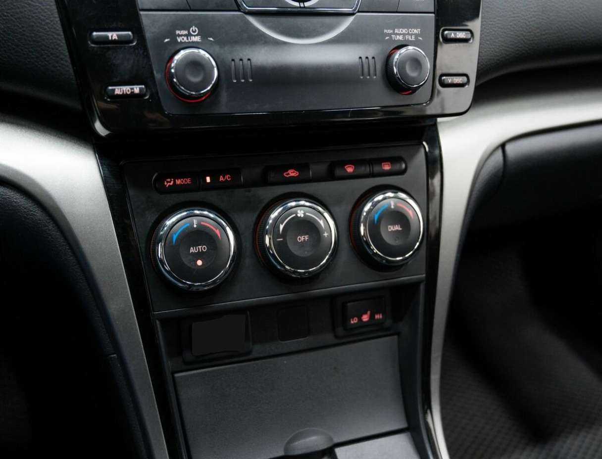 Mazda 6, 2010 Фото №21