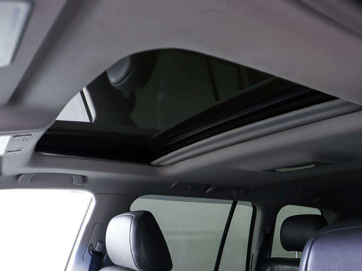 Toyota Land Cruiser, 2010 Фото №21