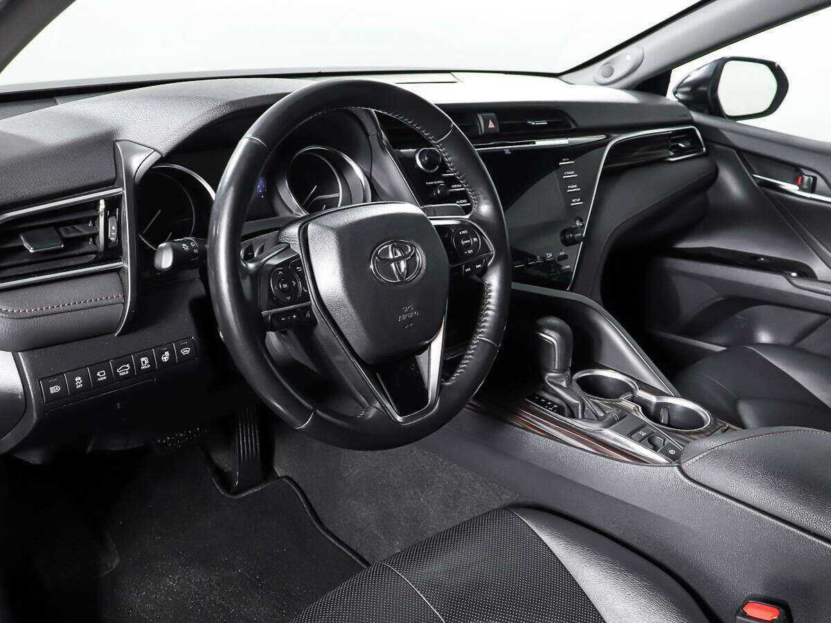 Toyota Camry, 2019 Фото №13
