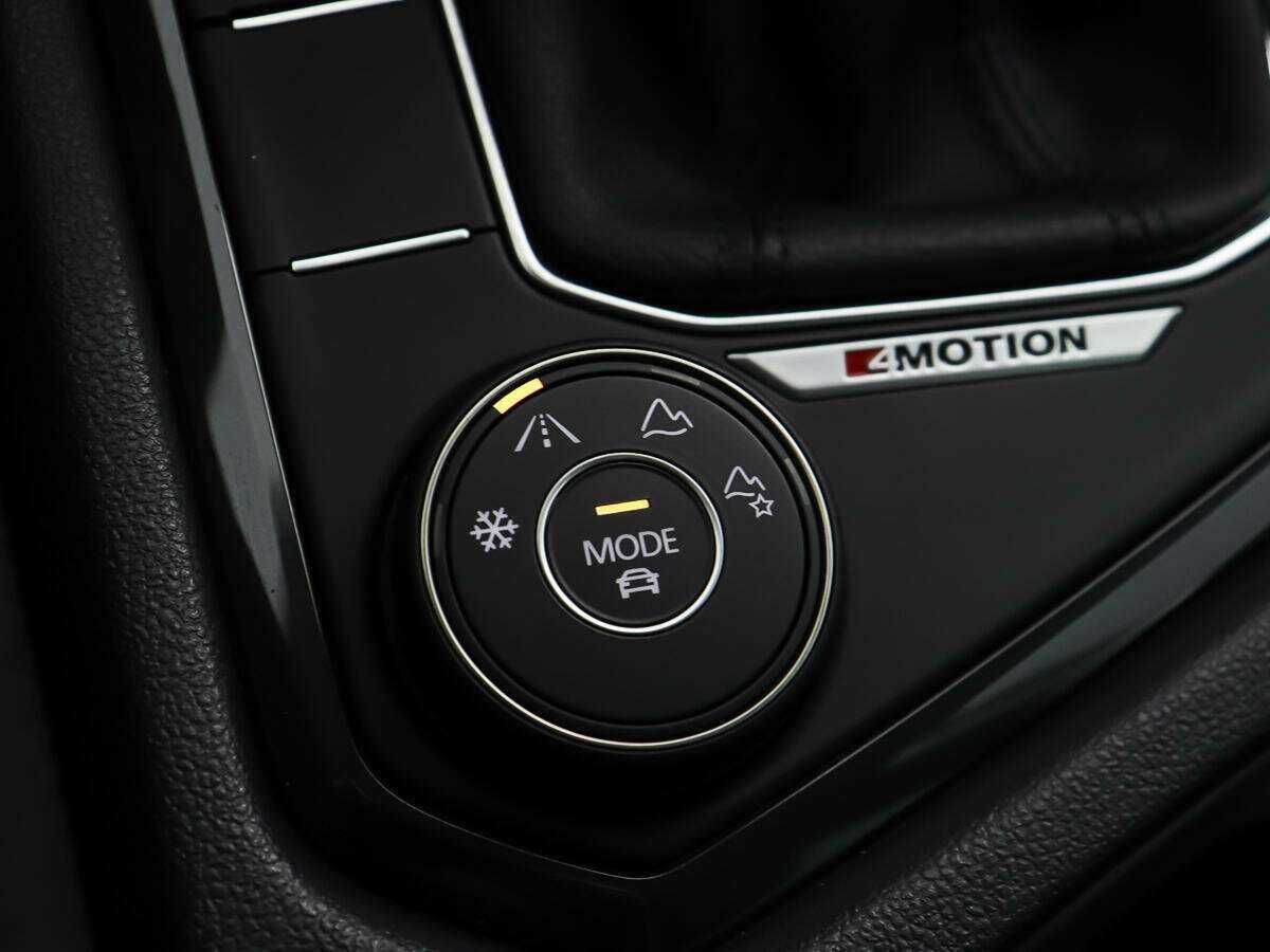 Volkswagen Tiguan, 2021 Фото №19
