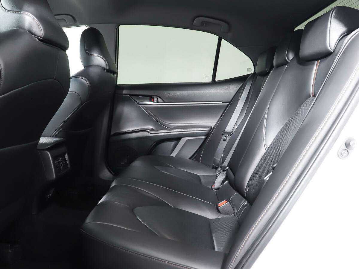 Toyota Camry, 2019 Фото №10