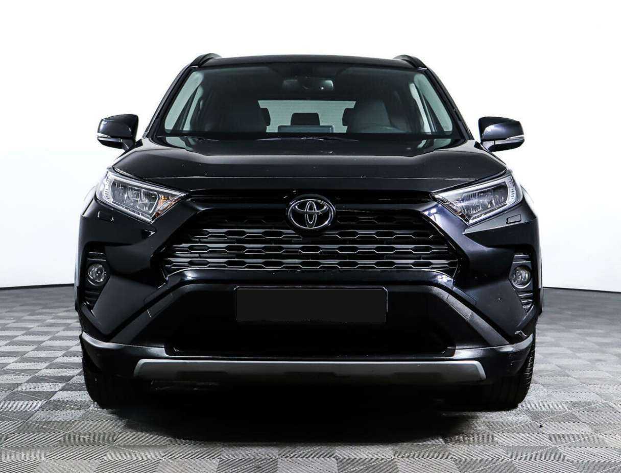 Toyota RAV4, 2021 - 71 405 км. | Фото №2