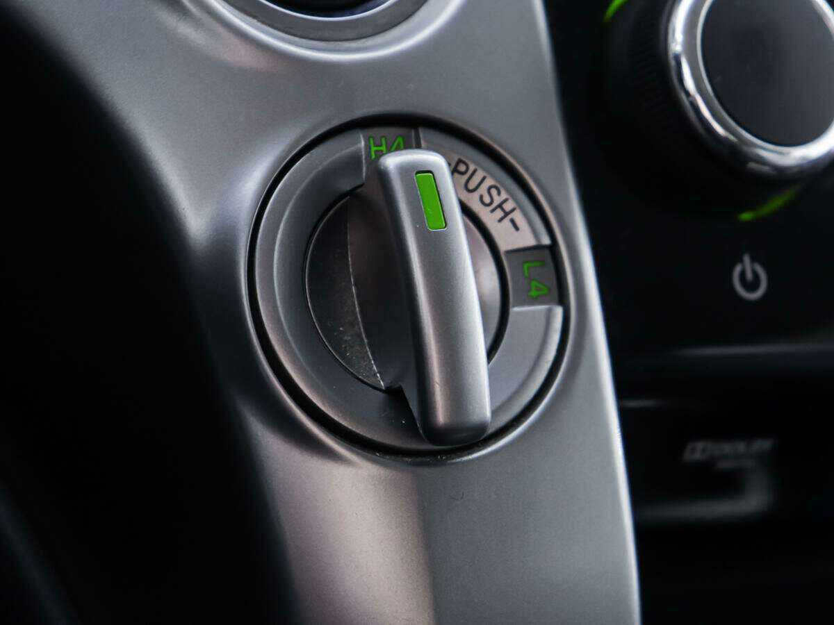 Toyota Land Cruiser, 2012 Фото №20