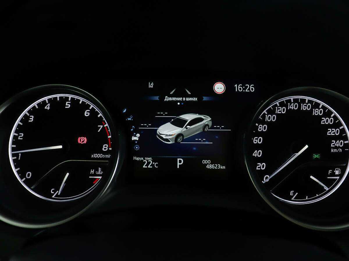 Toyota Camry, 2022 Фото №13