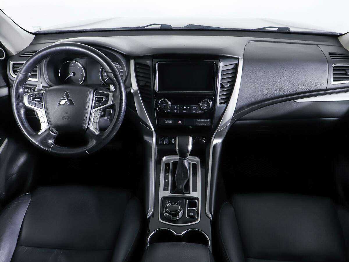 Mitsubishi Pajero Sport, 2019 Фото №13