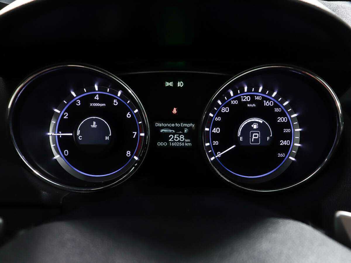 Hyundai Sonata, 2011 Фото №14