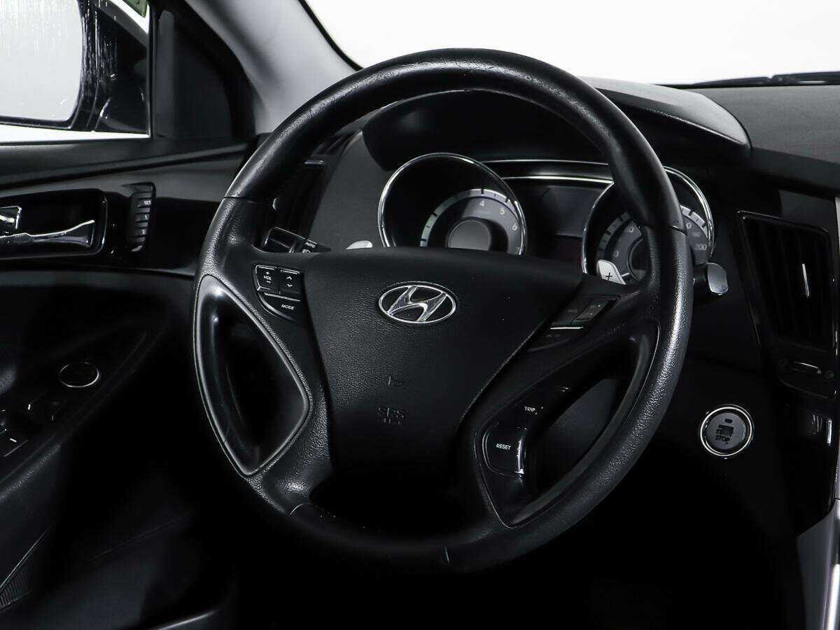 Hyundai Sonata, 2011 Фото №15