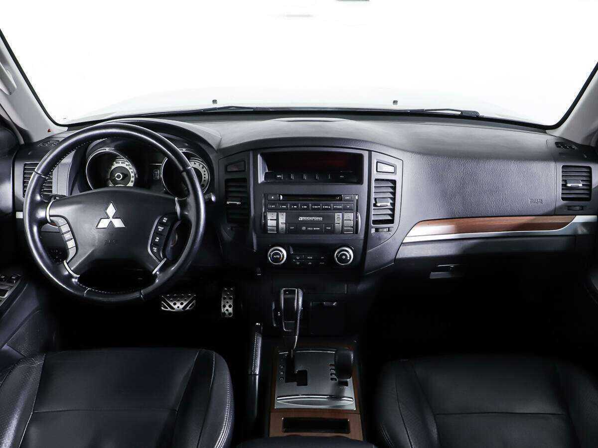 Mitsubishi Pajero, 2008 Фото №10