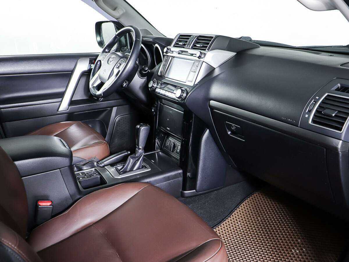 Toyota Land Cruiser Prado, 2016 Фото №11