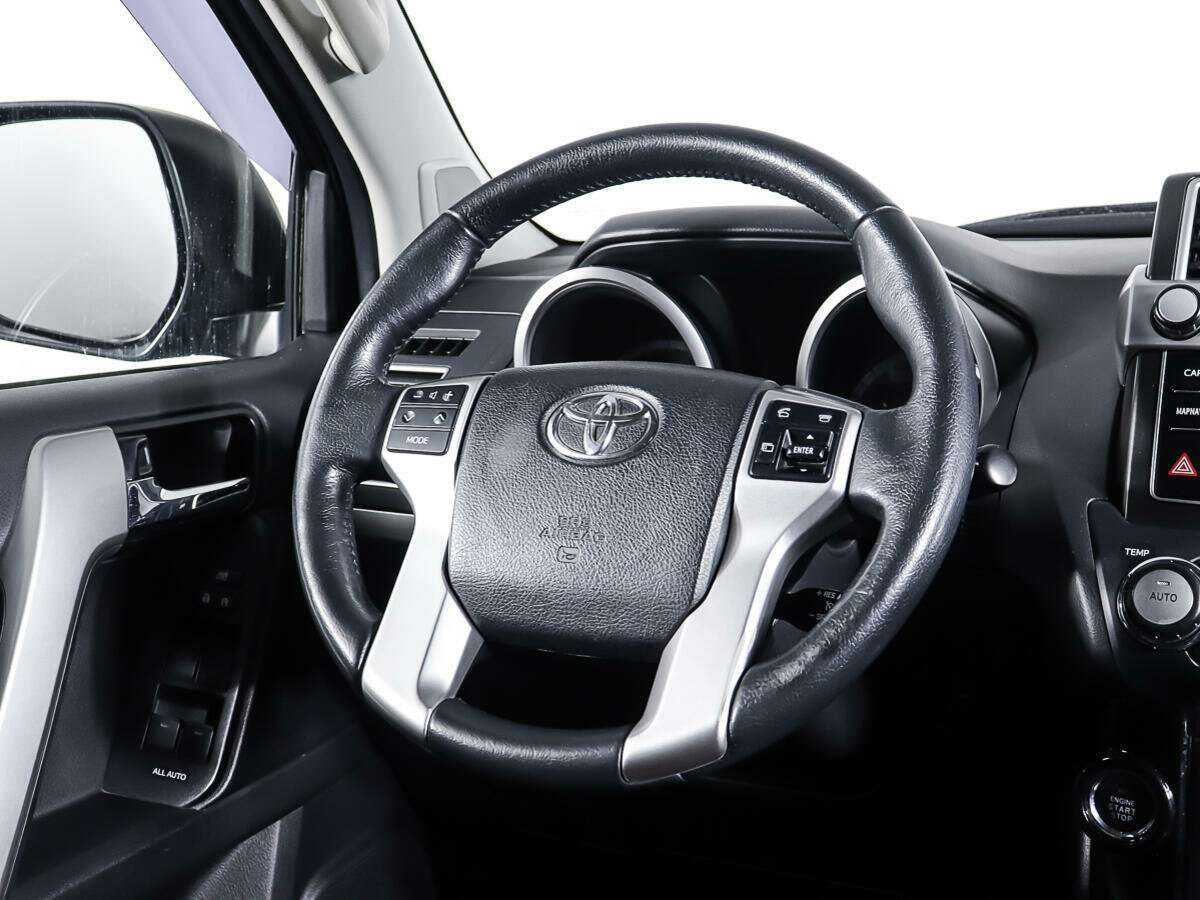 Toyota Land Cruiser Prado, 2016 Фото №17