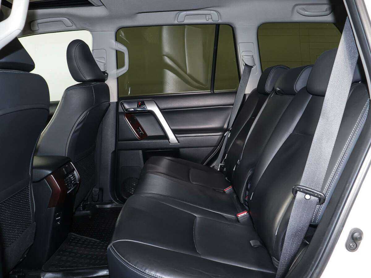 Toyota Land Cruiser Prado, 2014 Фото №10