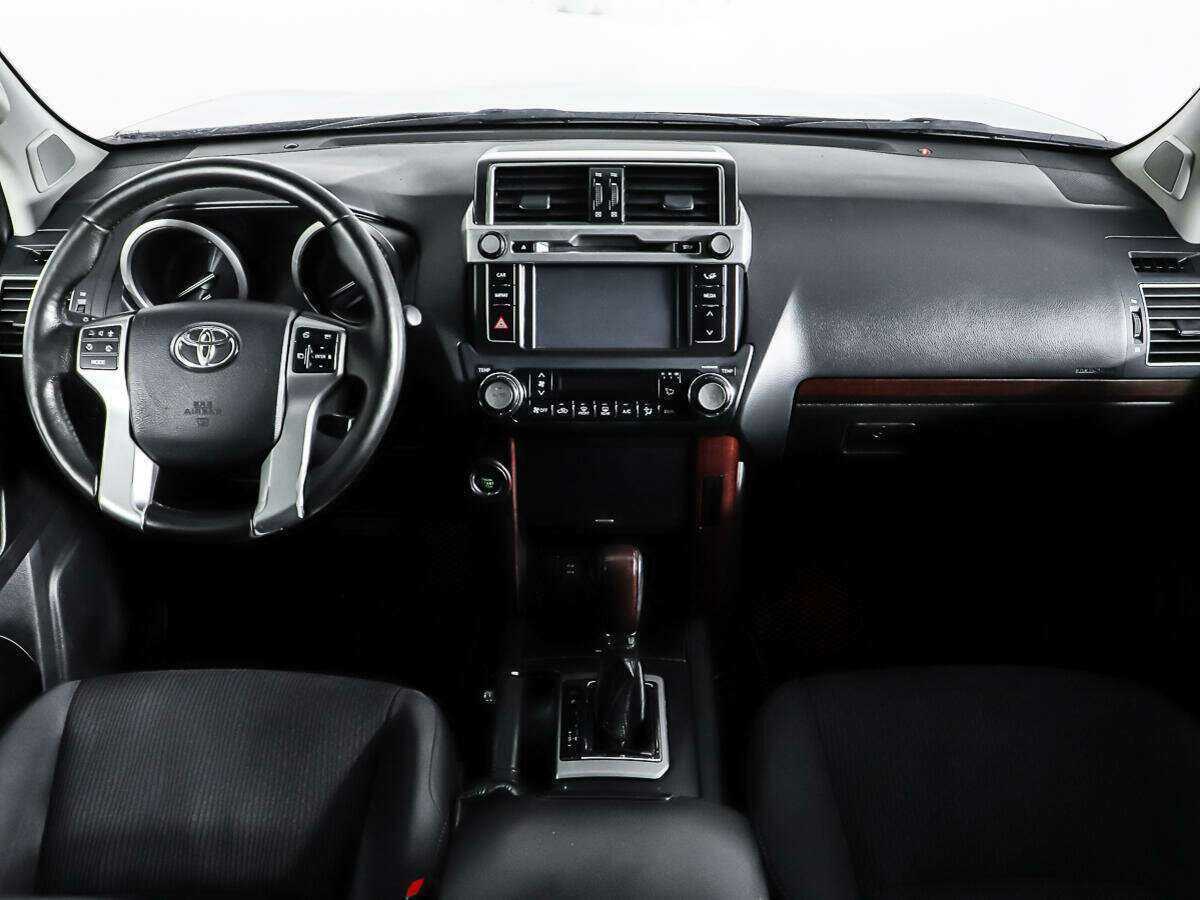 Toyota Land Cruiser Prado, 2015 Фото №11