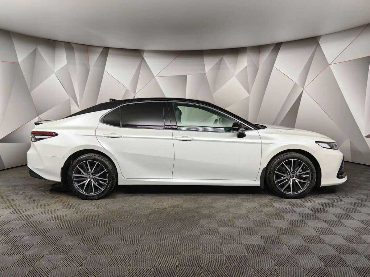 Toyota Camry, 2021 Фото №6