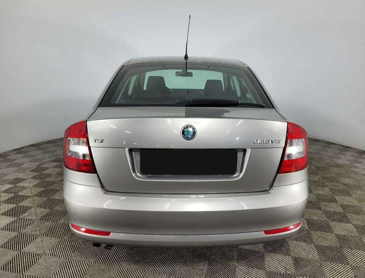 Skoda Octavia DSG7, 2010 Фото №3