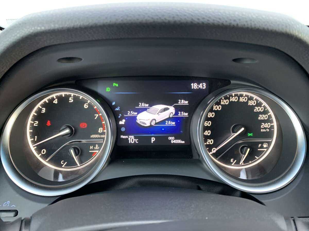 Toyota Camry, 2020 Фото №10