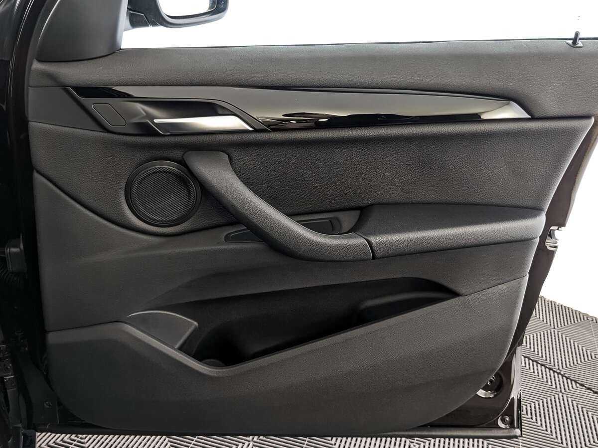 BMW X1 18i sDrive, 2017 Фото №21
