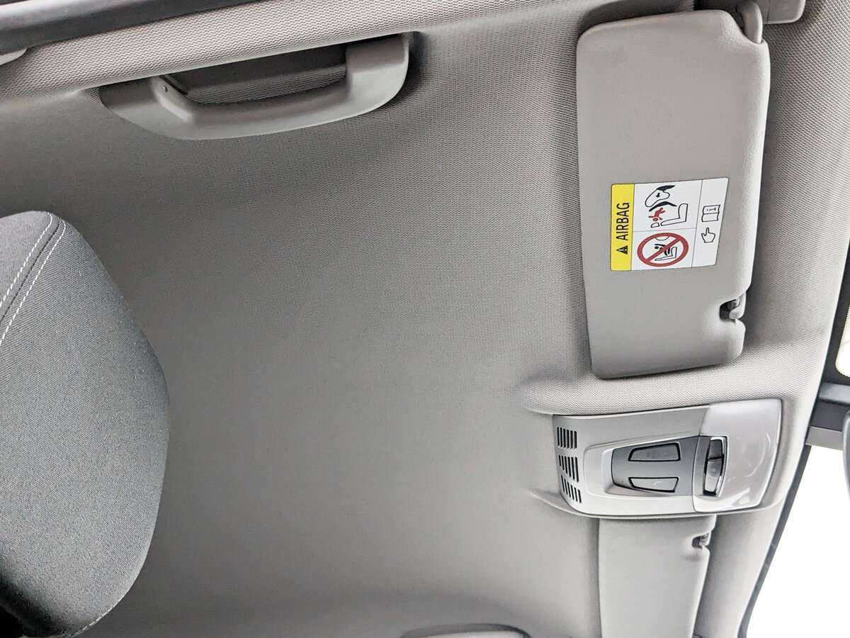 BMW 1 серии 118i, 2017 Фото №18