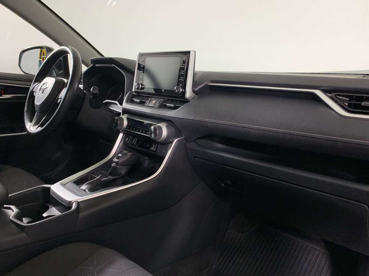 Toyota RAV4, 2020 Фото №11