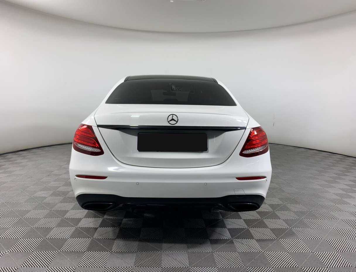 Mercedes-Benz E-Класс 220 d, 2018 Фото №6