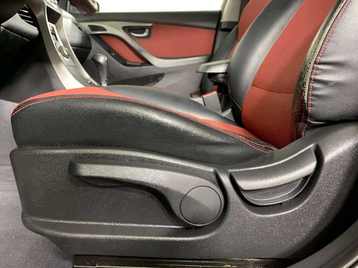 Hyundai Elantra, 2011 Фото №12