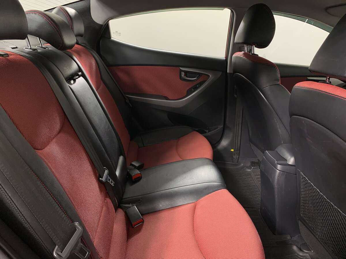 Hyundai Elantra, 2011 Фото №13