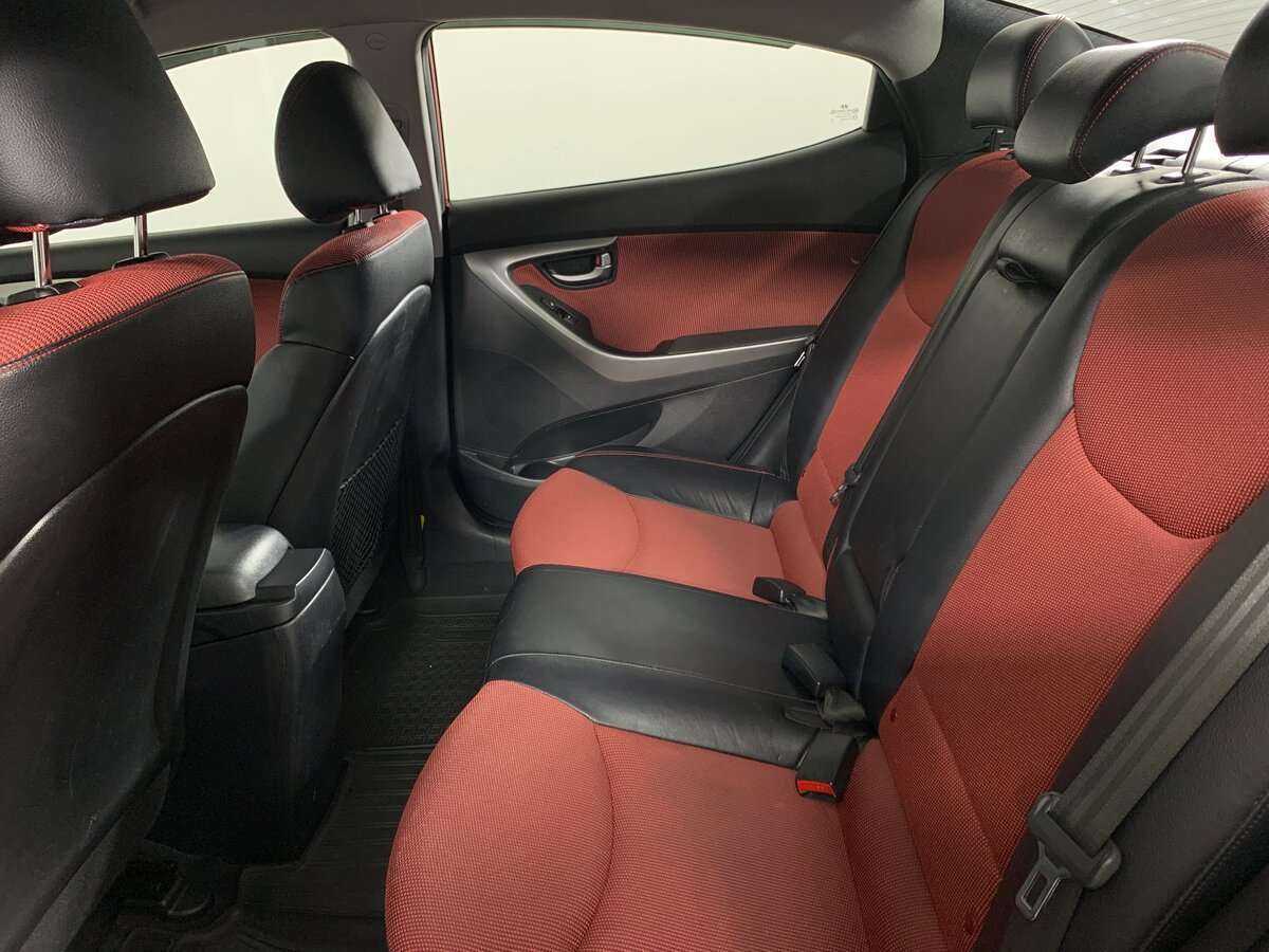 Hyundai Elantra, 2011 Фото №14