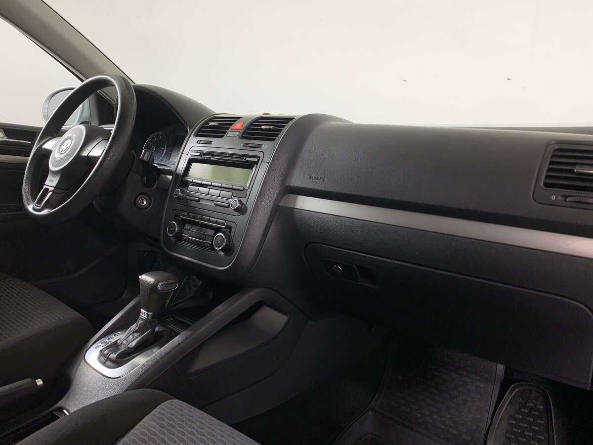 Volkswagen Jetta, 2009 Фото №11