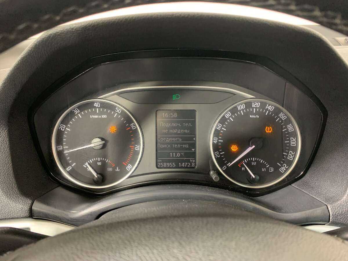 Skoda Octavia Scout, 2011 Фото №12