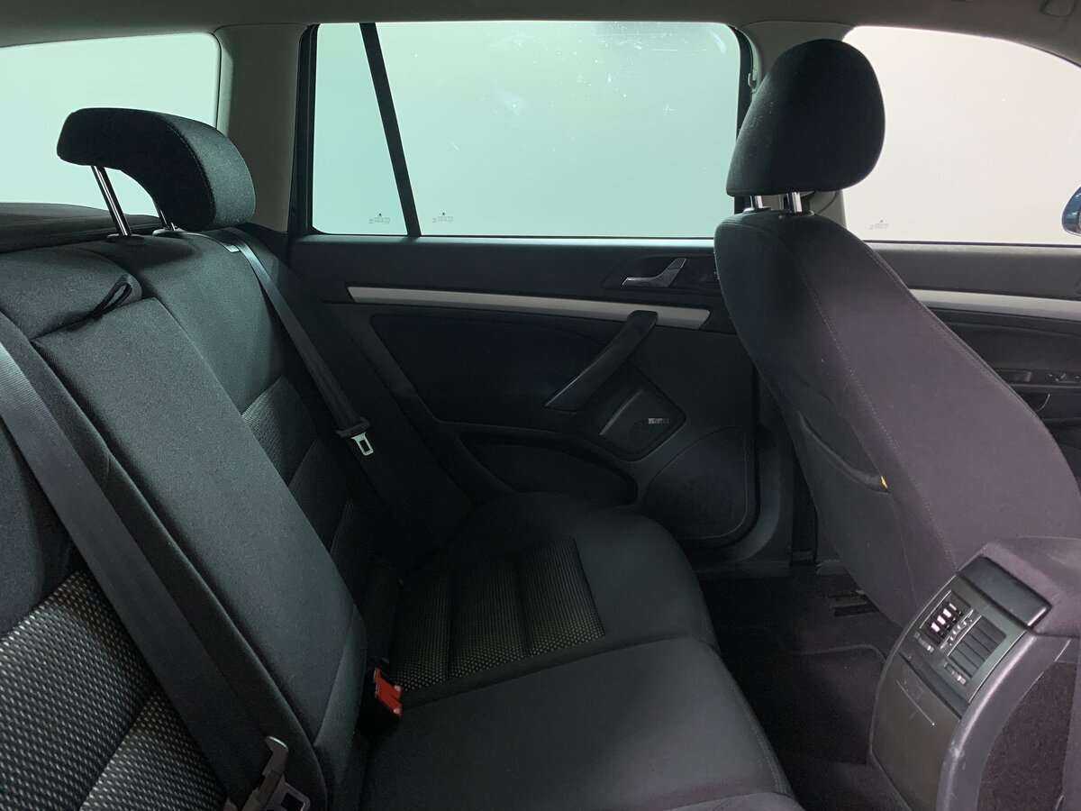 Skoda Octavia Scout, 2011 Фото №15