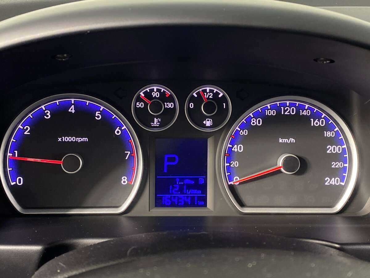 Hyundai i30, 2010 Фото №12