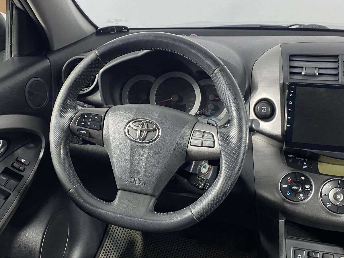 Toyota RAV4, 2011 Фото №11
