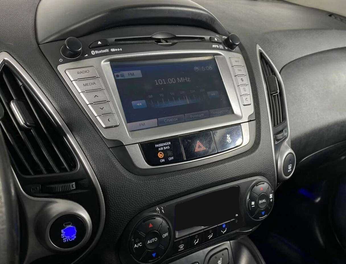 Hyundai ix35, 2011 Фото №11