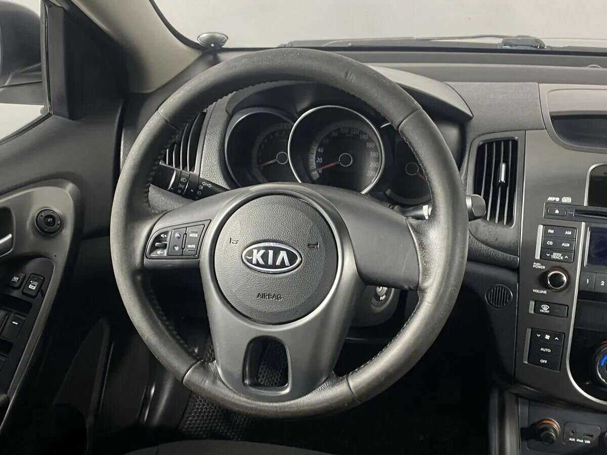 Kia Cerato 6-speed, 2010 Фото №10