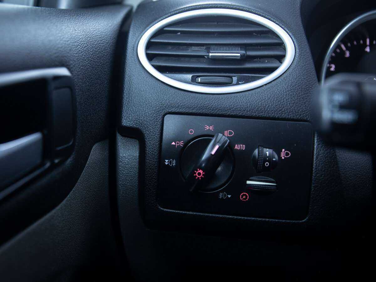 Ford Focus, 2008 Фото №16