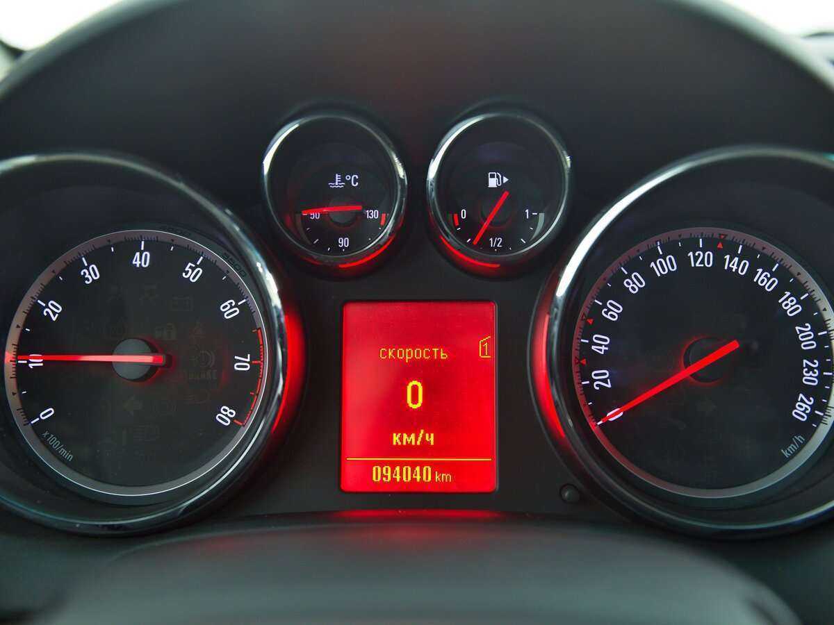 Opel Astra, 2011 Фото №9