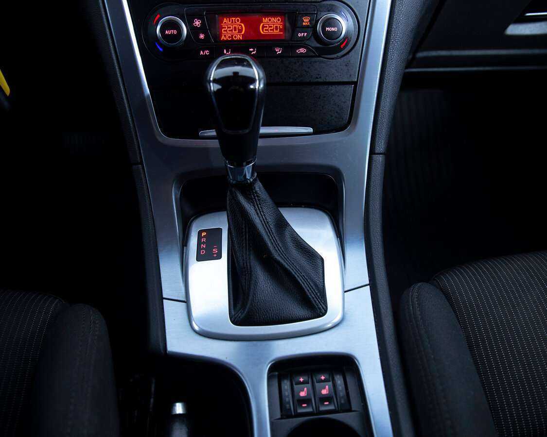 Ford Mondeo, 2011 Фото №14